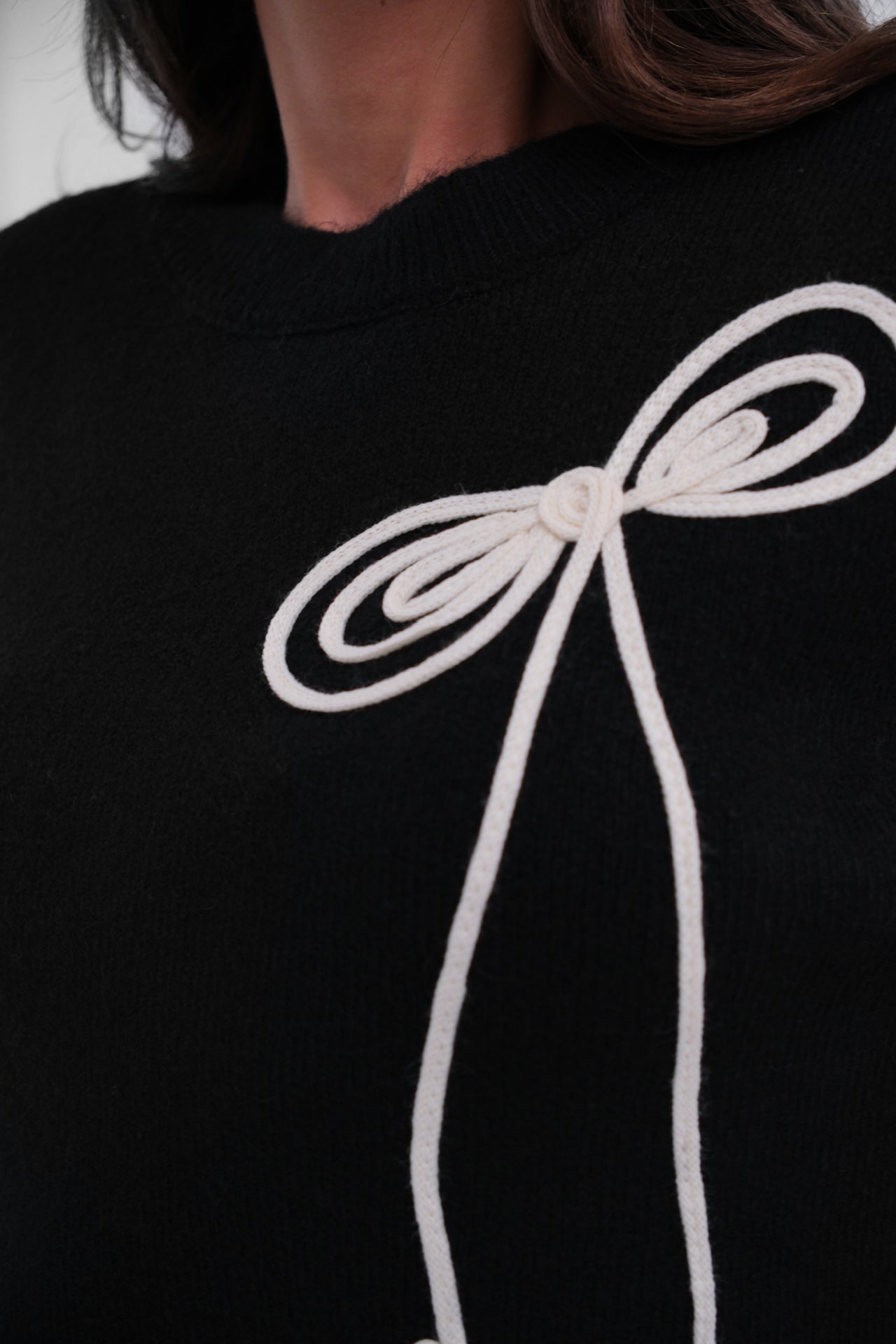 BOW KNITTED SWEATER