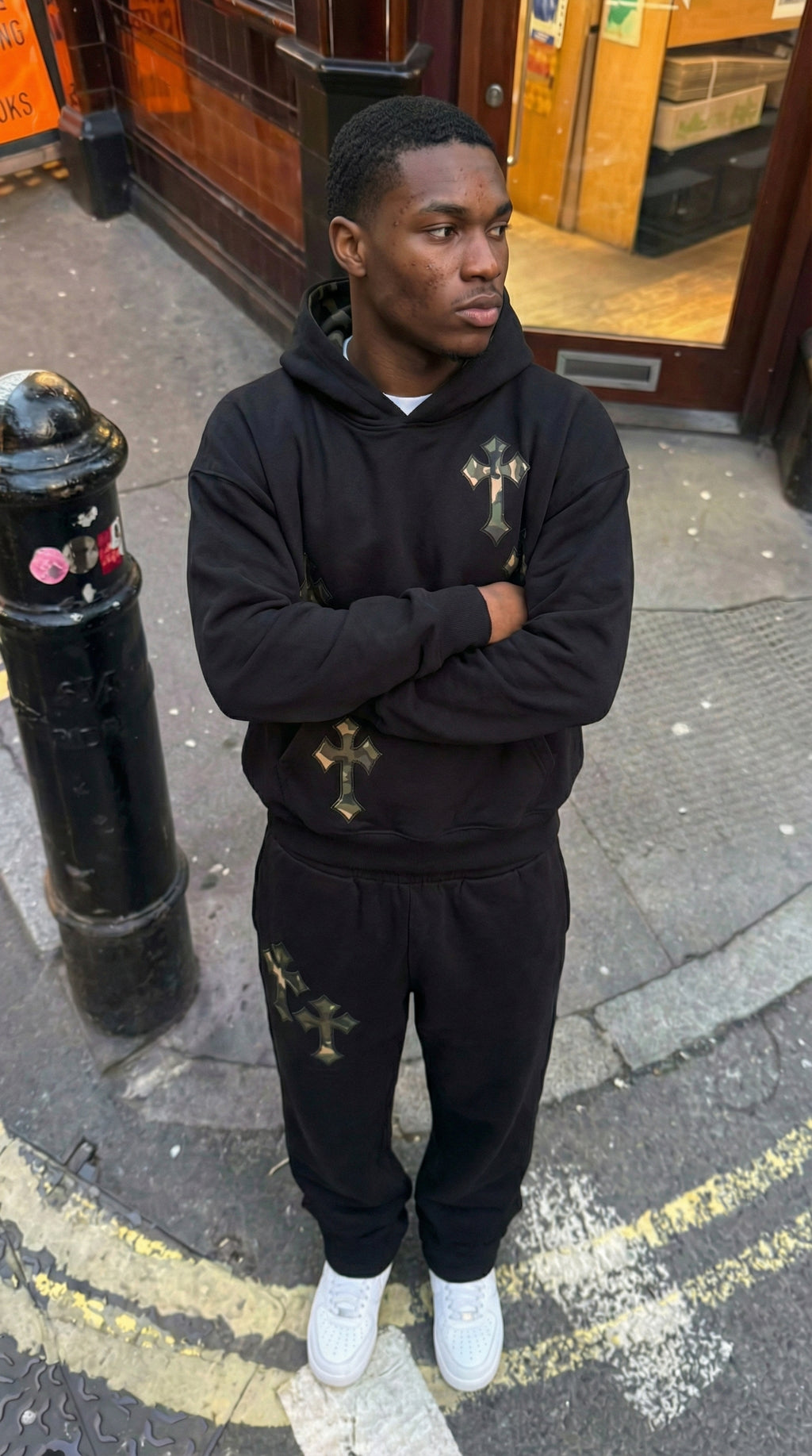 CAMO CROSSES TRACKSUIT