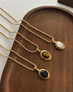 STONE NECKLACE STAINLESS STEEL GOLD