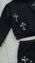 CAMO CROSSES TRACKSUIT